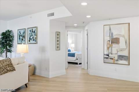 980 Cape Marco Dr 706, Marco Island FL - photo 24 of 45