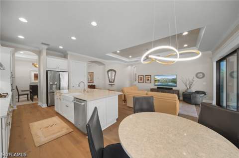 8735 Cavano St E, Naples FL - photo 11 of 46