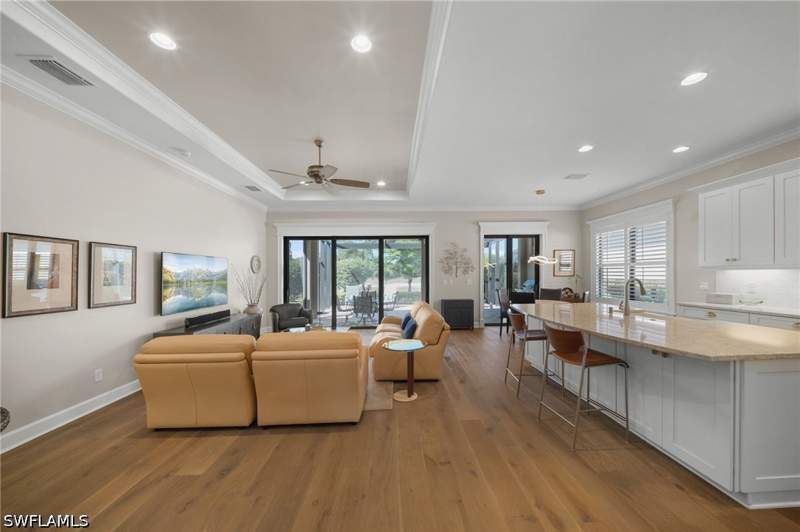 3 bedroom SingleFamilyResidence at 8735 Cavano St E, Esplanade, Naples — photo 4