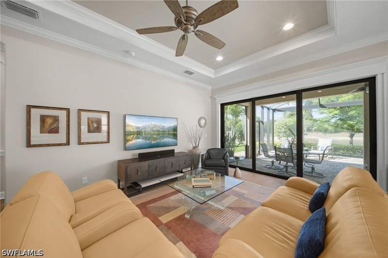 3 bedroom SingleFamilyResidence at 8735 Cavano St E, Esplanade, Naples — photo 5