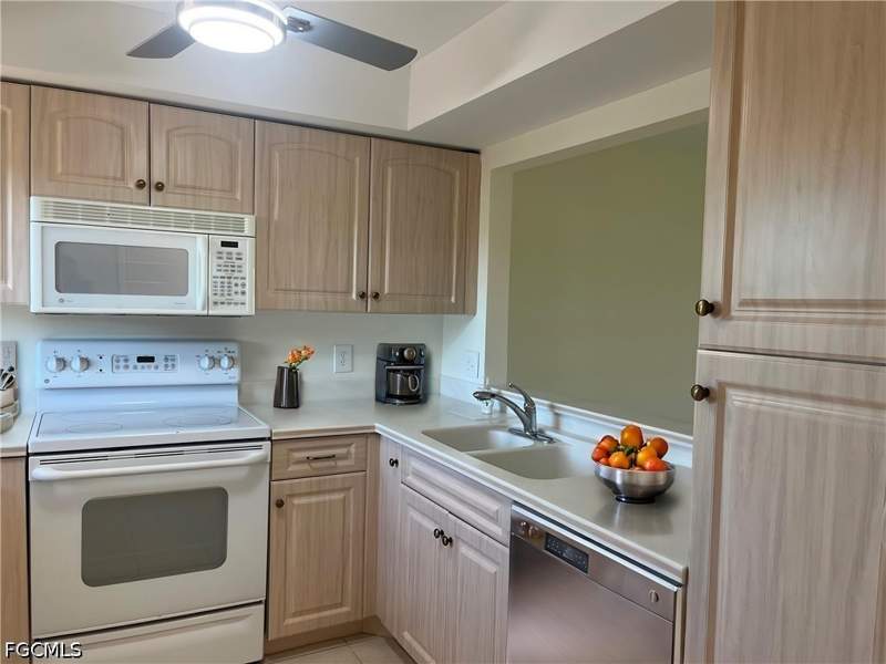 2 bedroom Condominium at 7402 Lake Breeze Dr 202, Seven Lakes, Fort Myers — photo 2