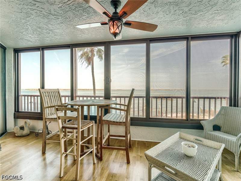 2 bedroom Condominium at 15031 Punta Rassa Rd 202, Punta Rassa, Fort Myers — photo 2