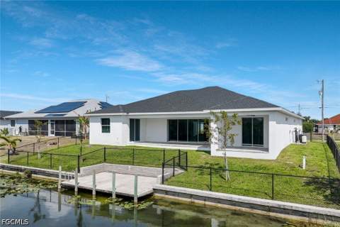 1428 NW 27th Pl, Cape Coral FL - photo 24 of 32