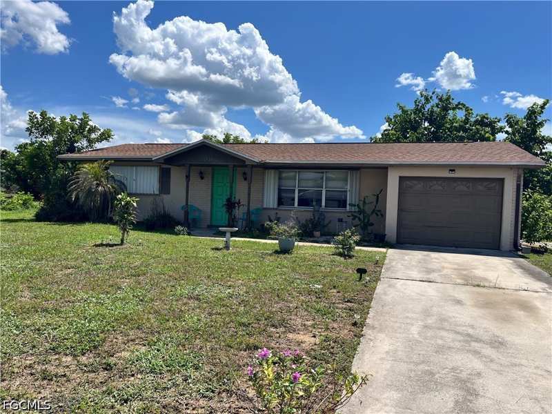 2 bedroom SingleFamilyResidence at 1515 Medford Pl, Kenilwood, Lehigh Acres — photo 1