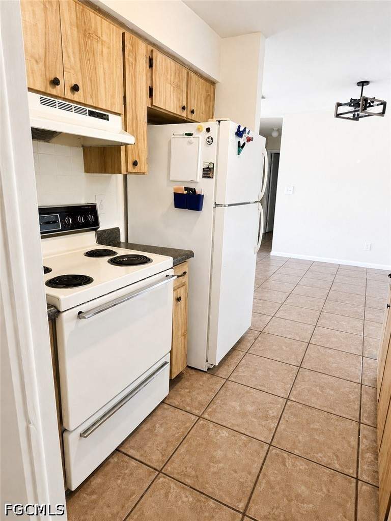 2 bedroom SingleFamilyResidence at 1515 Medford Pl, Kenilwood, Lehigh Acres — photo 5