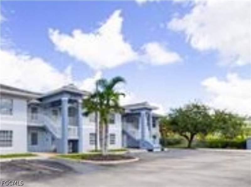 2 bedroom Condominium at 8513 Bernwood Cove Loop 209, The Cove At Six Mile, Fort Myers — photo 2