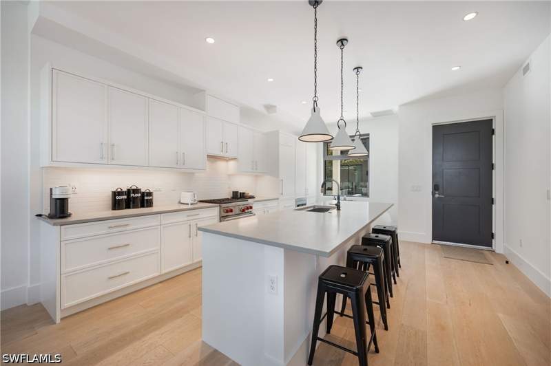 2 bedroom Condominium at 850 Central Ave 204, Eight Fifty Central, Naples — photo 3