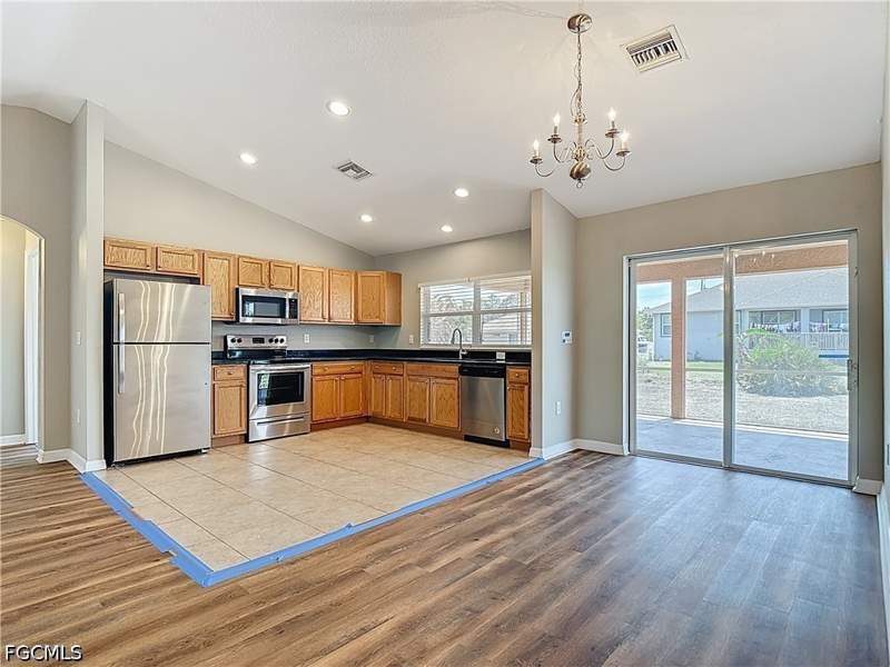 3 bedroom SingleFamilyResidence at 3713 20th St SW, Lehigh Acres, Lehigh Acres — photo 5