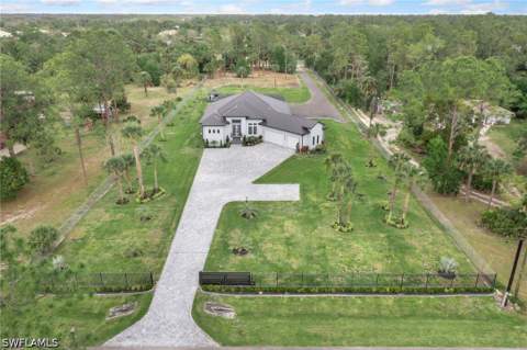 431 16th Ave NE, Naples FL - photo 11 of 50