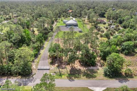 431 16th Ave NE, Naples FL - photo 12 of 50