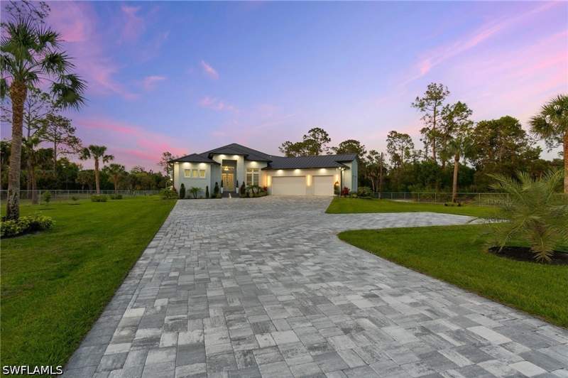 3 bedroom SingleFamilyResidence at 431 16th Ave NE, Golden Gate Estates, Naples — photo 3