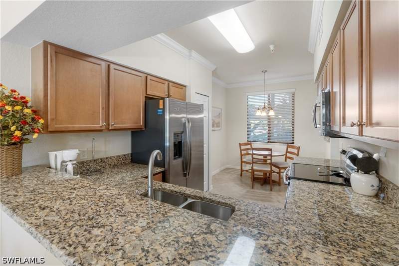 2 bedroom Condominium at 9815 Giaveno Ct 1215, Giaveno, Naples — photo 4