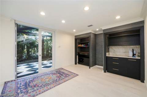 1225 Sandpiper St, Naples FL - photo 24 of 27