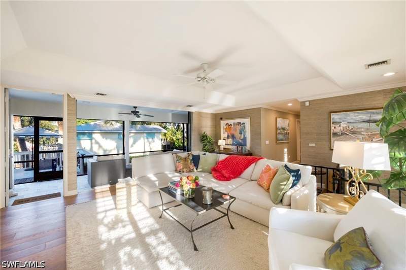 2 bedroom SingleFamilyResidence at 1225 Sandpiper St, Oyster Bay, Naples — photo 4