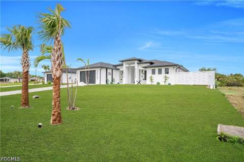 1913 NE 34th Ter, Cape Coral FL - photo 6 of 44
