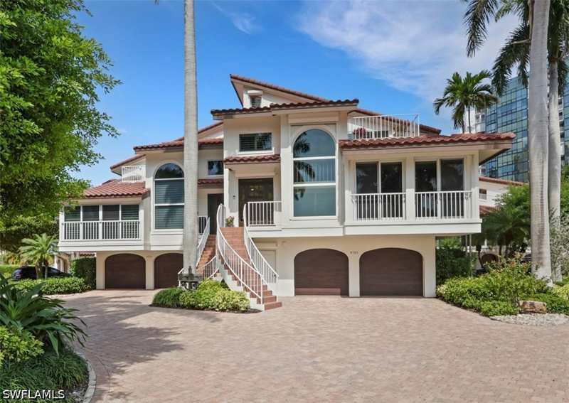4 bedroom SingleFamilyResidence at 4737 Villa Mare Ln, Villa Mare, Naples — photo 1