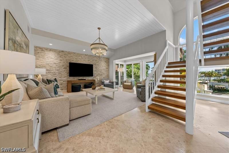 4 bedroom SingleFamilyResidence at 4737 Villa Mare Ln, Villa Mare, Naples — photo 4