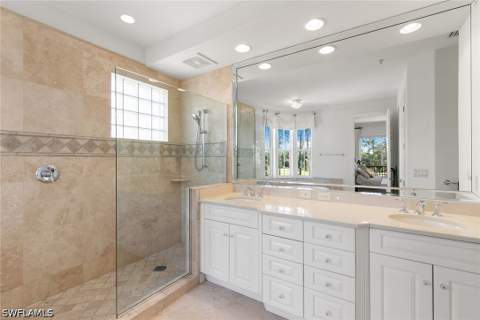 2642 Bolero Dr 5-2, Naples FL - photo 15 of 33