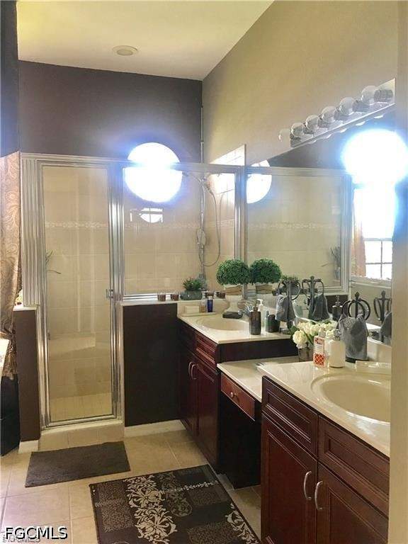 4 bedroom SingleFamilyResidence at 2124 Skyline Blvd, Cape Coral, Cape Coral — photo 5