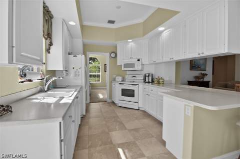 7919 Valentina Ct, Naples FL - photo 13 of 42