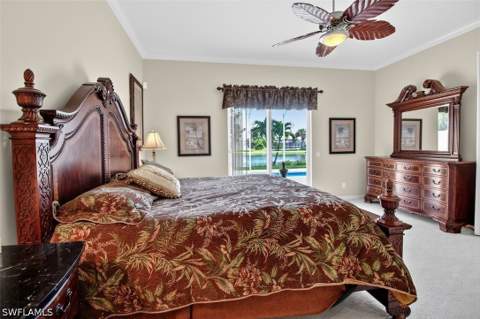 7919 Valentina Ct, Naples FL - photo 15 of 42