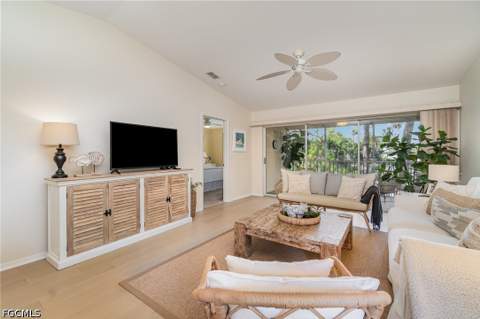 1160 Sarah Jean Cir D204, Naples FL - photo 15 of 36