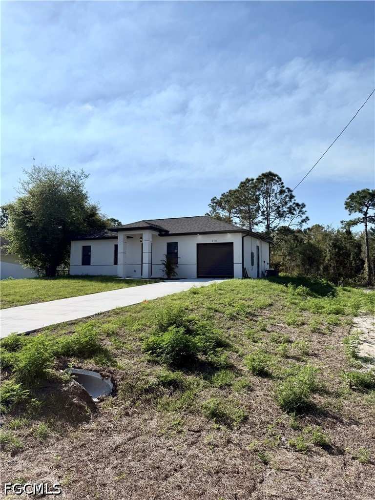 3 bedroom SingleFamilyResidence at 914 Sunrise Blvd, Southeast Lehigh, Lehigh Acres — photo 1