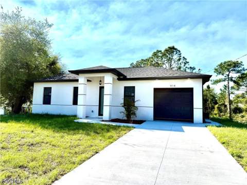 914 Sunrise Blvd, Lehigh Acres FL - photo 6 of 17