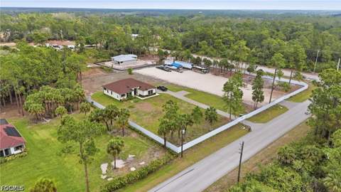 3043 18th Ave NE, Naples FL - photo 6 of 40