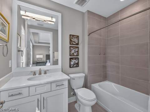 16371 Viansa Way 201, Naples FL - photo 22 of 43