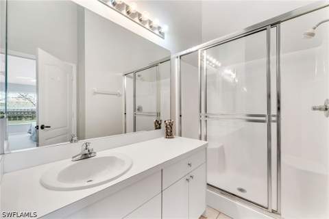 1366 Mainsail Dr 1522, Naples FL - photo 18 of 47