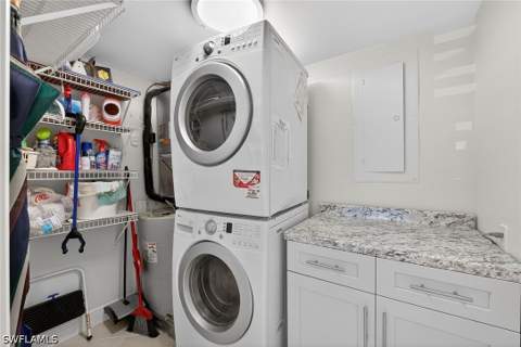2900 Gulf Shore Blvd N 110, Naples FL - photo 17 of 24