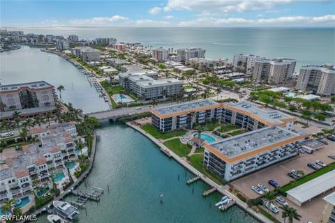 2900 Gulf Shore Blvd N 110, Naples FL - photo 23 of 24
