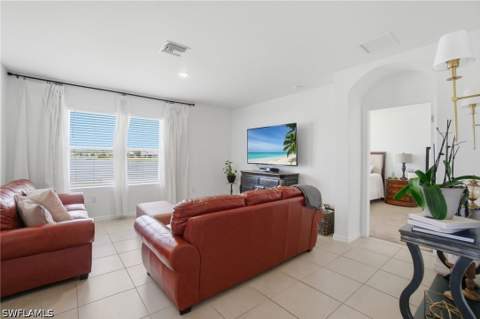3422 Cancun Ct, Cape Coral FL - photo 12 of 39