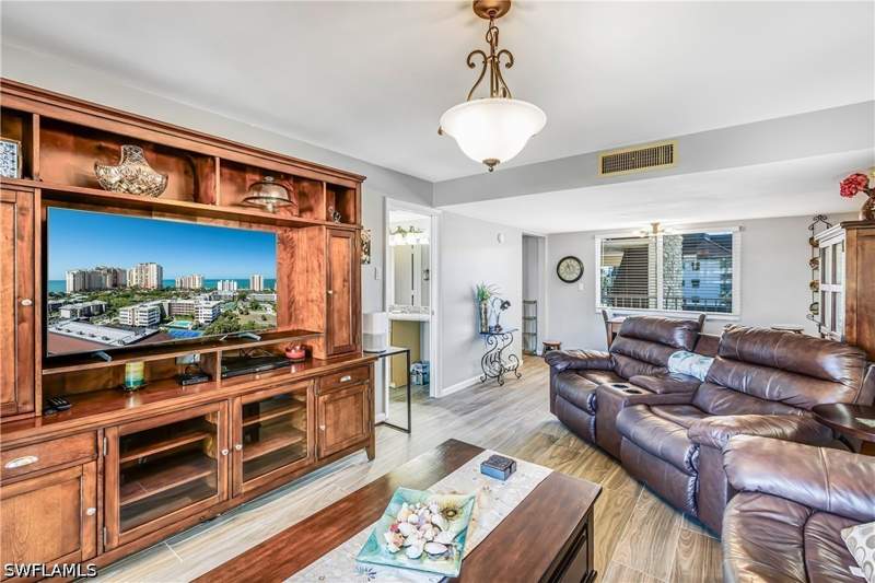 2 bedroom Condominium at 921 Seagrape Dr 308B, Marisol Plaza, Marco Island — photo 2