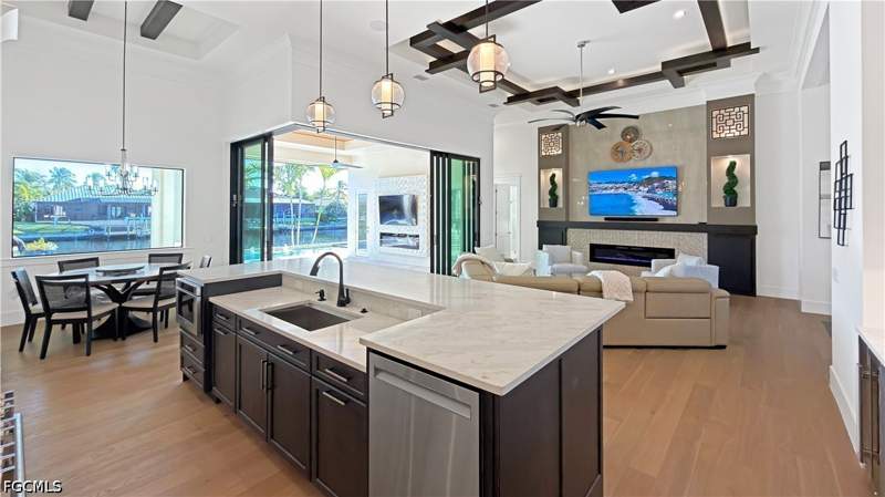 4 bedroom SingleFamilyResidence at 2611 SW 29th Ave, Cape Coral, Cape Coral — photo 4