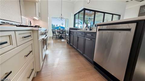 2611 SW 29th Ave, Cape Coral FL - photo 8 of 44