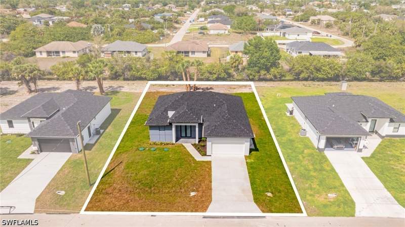3 bedroom SingleFamilyResidence at 134 Carey Ave S, Lehigh Acres, Lehigh Acres — photo 2