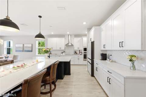 2094 Grove Dr, Naples FL - photo 8 of 40