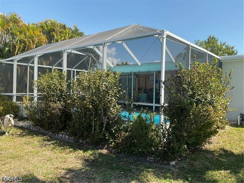 3 bedroom SingleFamilyResidence at 4617 Forest glen Dr, Waterway Estates, North Fort Myers — photo 5