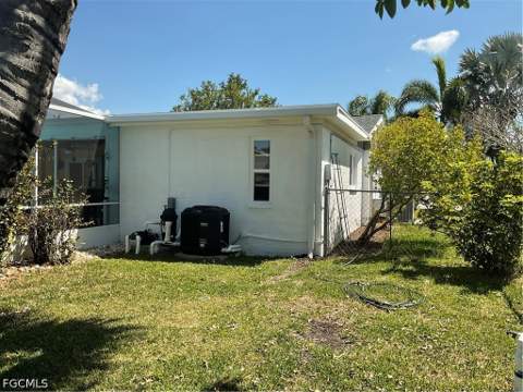 4617 Forest glen Dr, North Fort Myers FL - photo 6 of 27