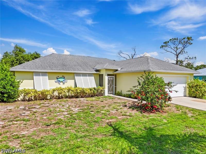 3 bedroom SingleFamilyResidence at 11693 Oakland Dr, Charlotte Shores, Bokeelia — photo 4