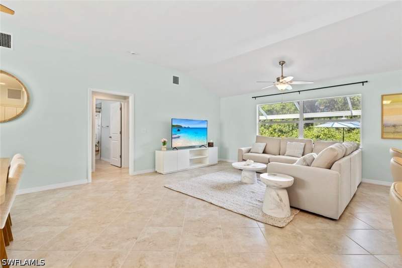 3 bedroom SingleFamilyResidence at 11693 Oakland Dr, Charlotte Shores, Bokeelia — photo 5