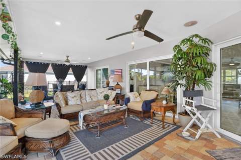 2424 Longboat Dr, Naples FL - photo 13 of 38