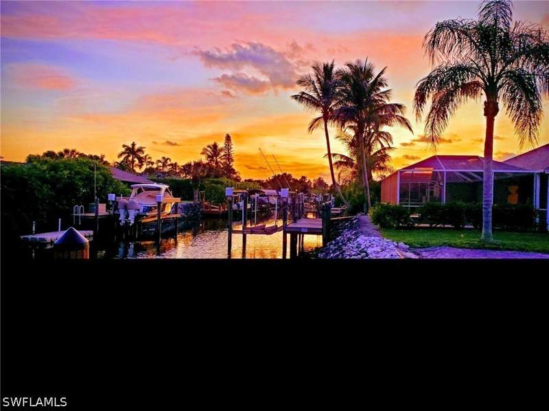 3 bedroom SingleFamilyResidence at 2424 Longboat Dr, Coconut River, Naples — photo 3