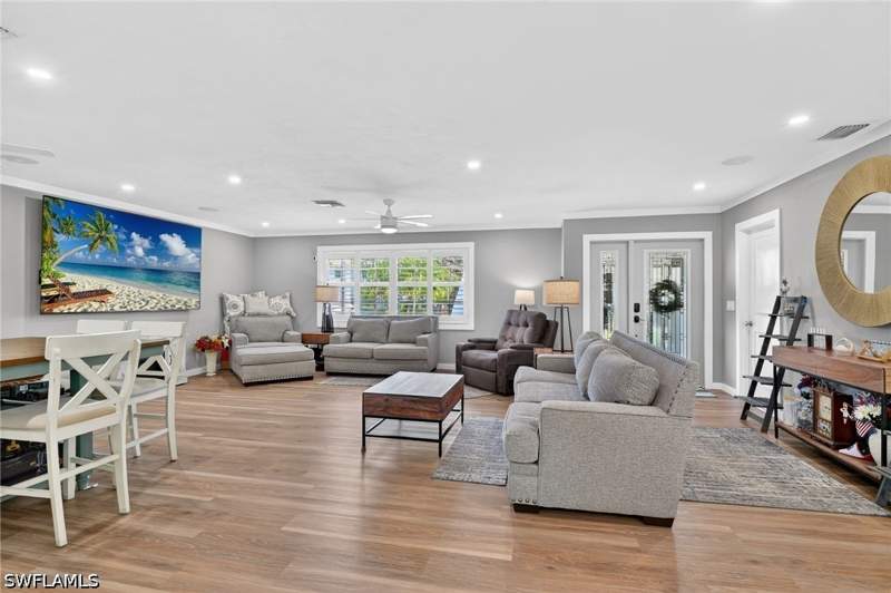 3 bedroom SingleFamilyResidence at 2424 Longboat Dr, Coconut River, Naples — photo 5