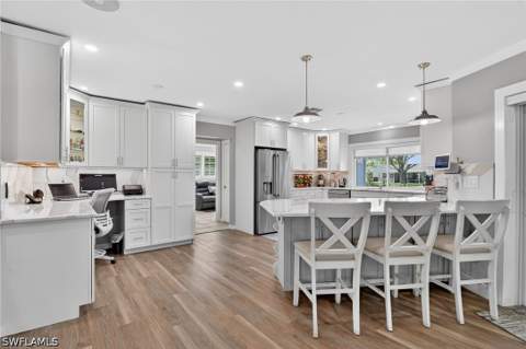 2424 Longboat Dr, Naples FL - photo 8 of 38