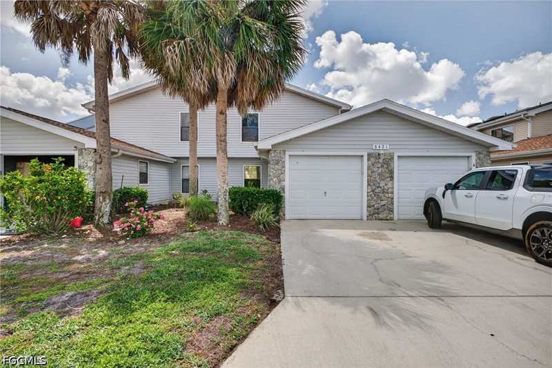 3 bedroom Townhouse at 8421 N Haven Ln B, Cypress Lake Estates, Fort Myers — photo 1