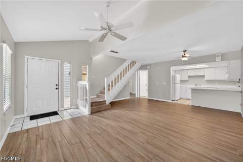 8421 N Haven Ln B, Fort Myers FL - photo 7 of 33