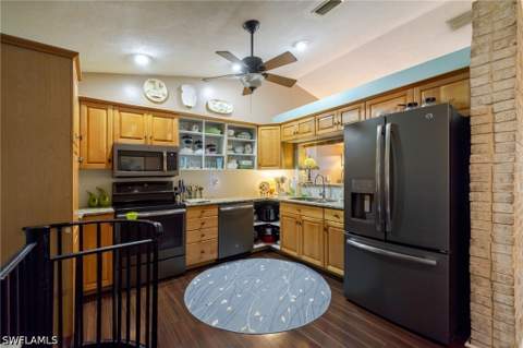 4730 Pembrooke Ln, Bonita Springs FL - photo 8 of 50
